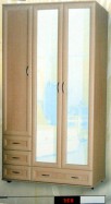 Шкаф трёхстворчатый 158